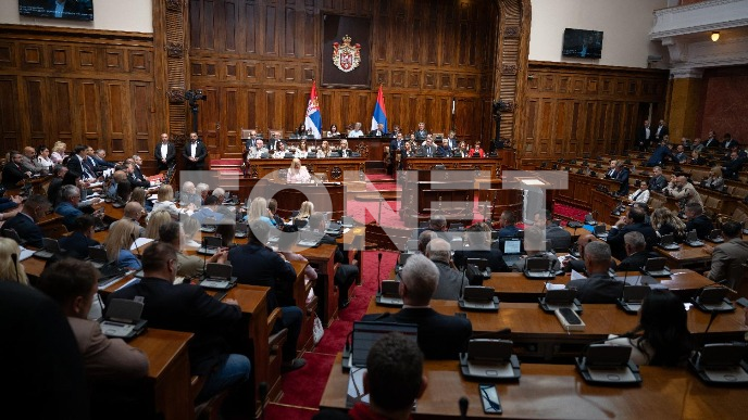 Poslanička pitanja